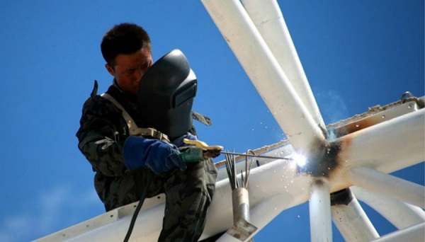 山西鋼結構廠家提醒：樓承板施工中要這樣做